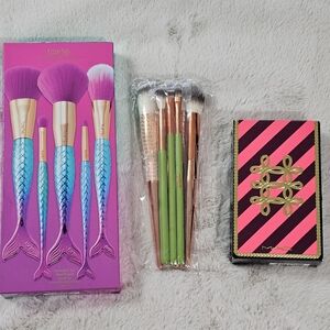 Bundle Of Makeup Brushes. Tarte Mermaid, Mac Nutcracker, Alamar Trios, NIB
